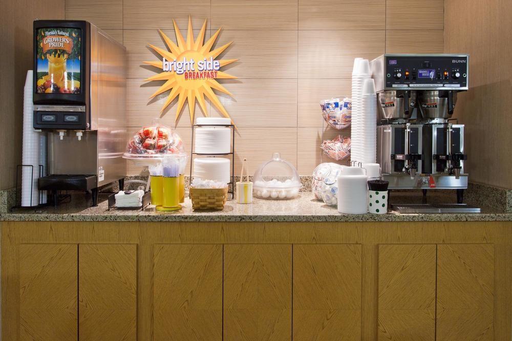 La Quinta Inn Tampa Airport Stadium Westshore Екстериор снимка