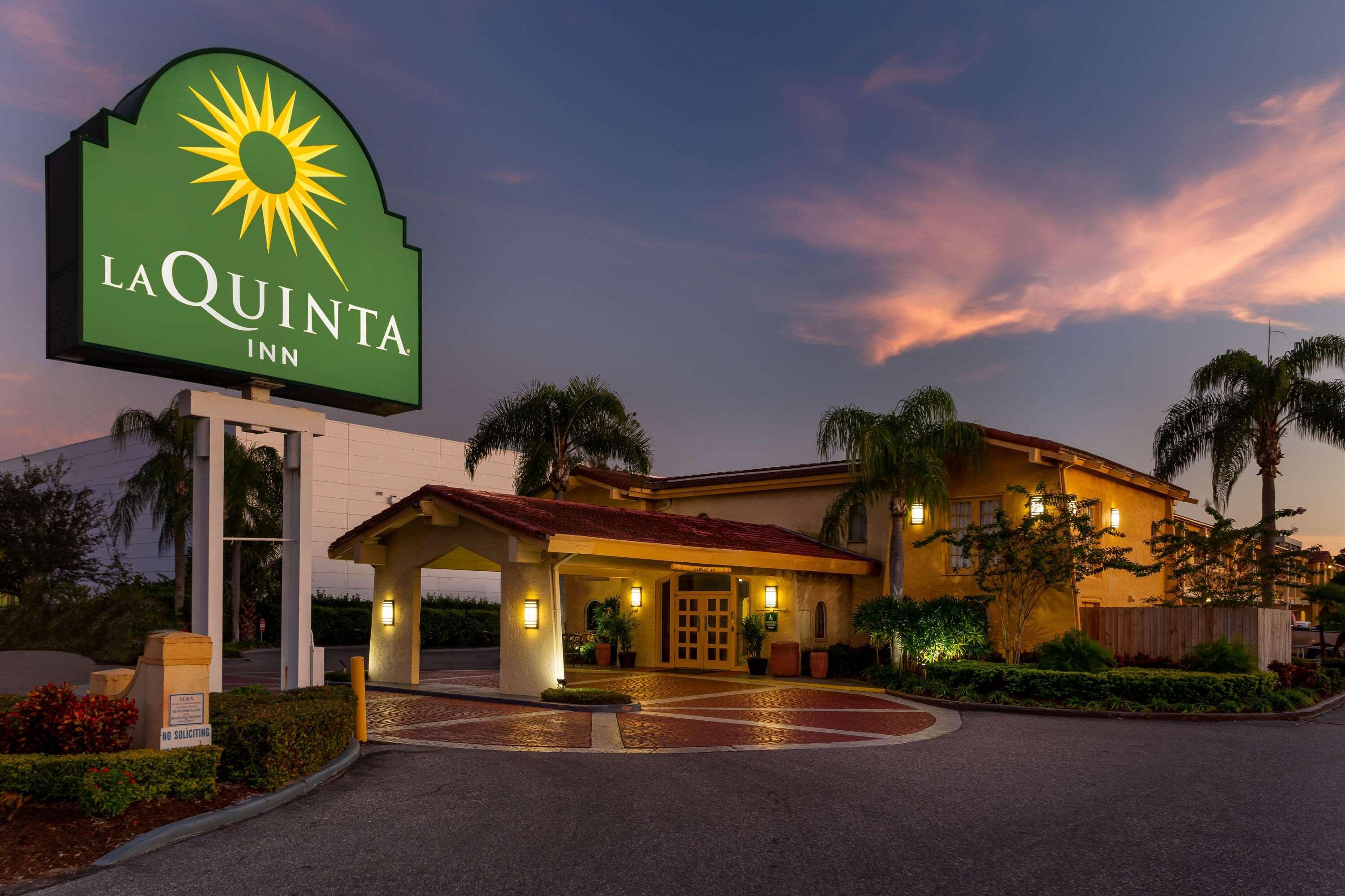 La Quinta Inn Tampa Airport Stadium Westshore Екстериор снимка