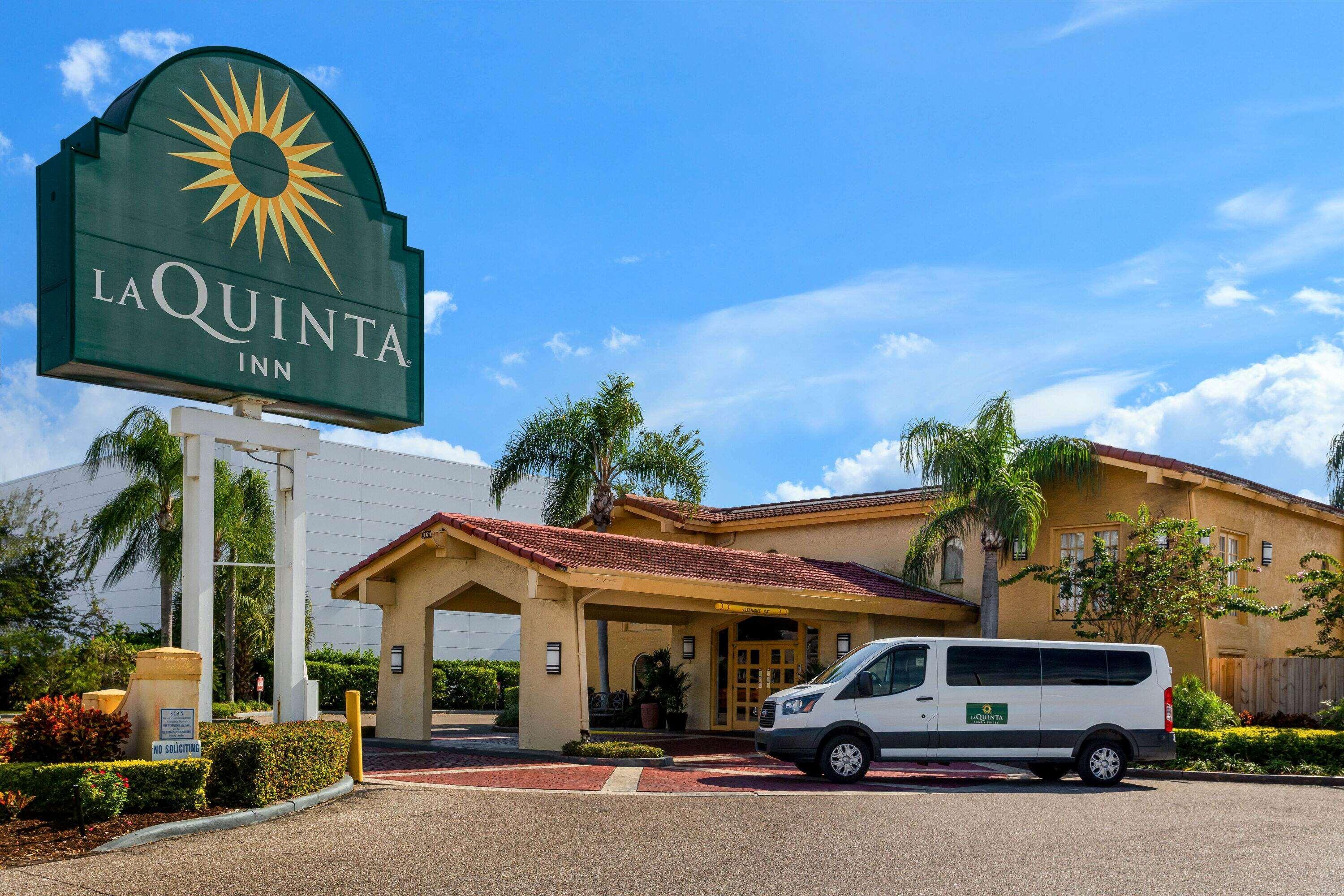 La Quinta Inn Tampa Airport Stadium Westshore Екстериор снимка